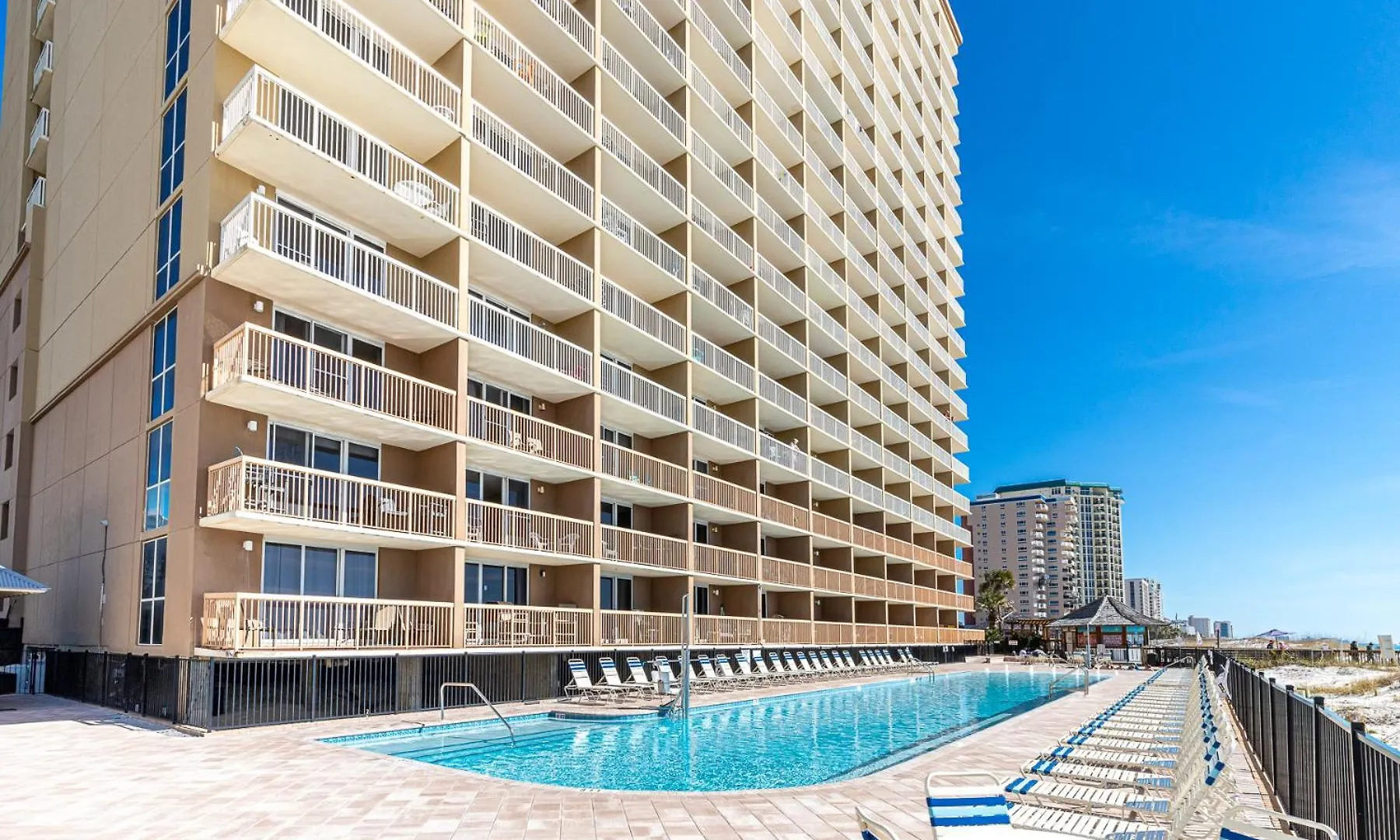 Pelican Beach 1811- By Holiday Isle Properties Destin Apartment