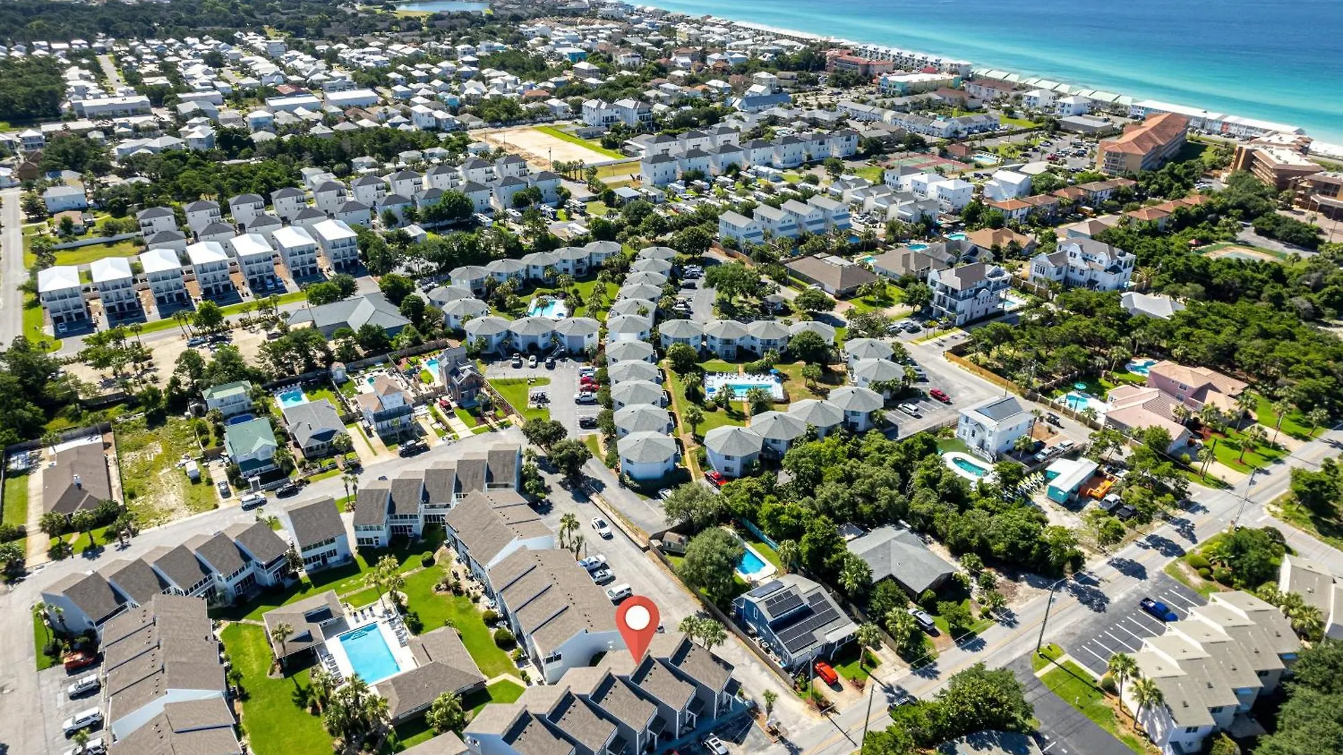 Pelican Beach 1811- By Holiday Isle Properties Destin